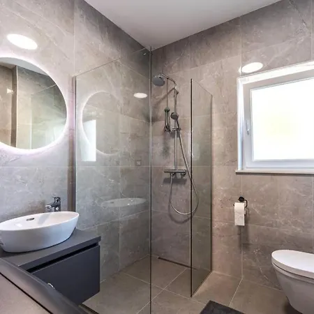 Beautiful Gallova With Heated Pool * Labin (Istria)